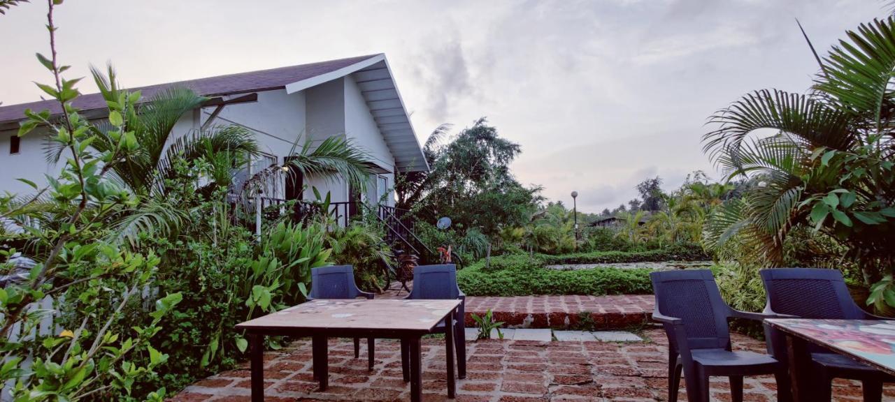 Exotica Beach Retreats Diveagar Exterior photo